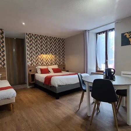Hotel Logis De L'allagnonette