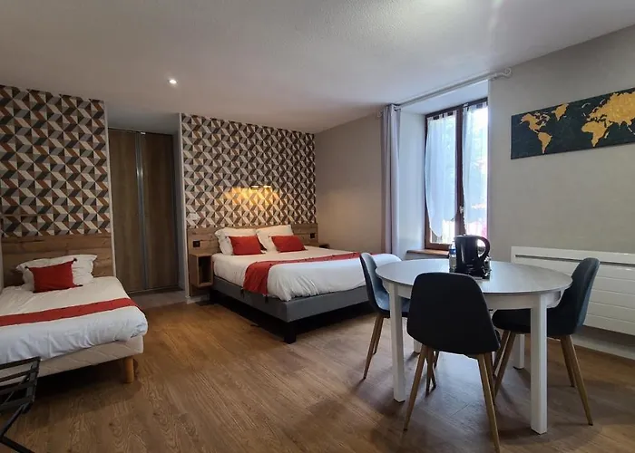 Отель Logis De L'allagnonette