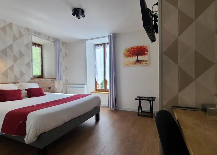 Logis De L'allagnonette Отель